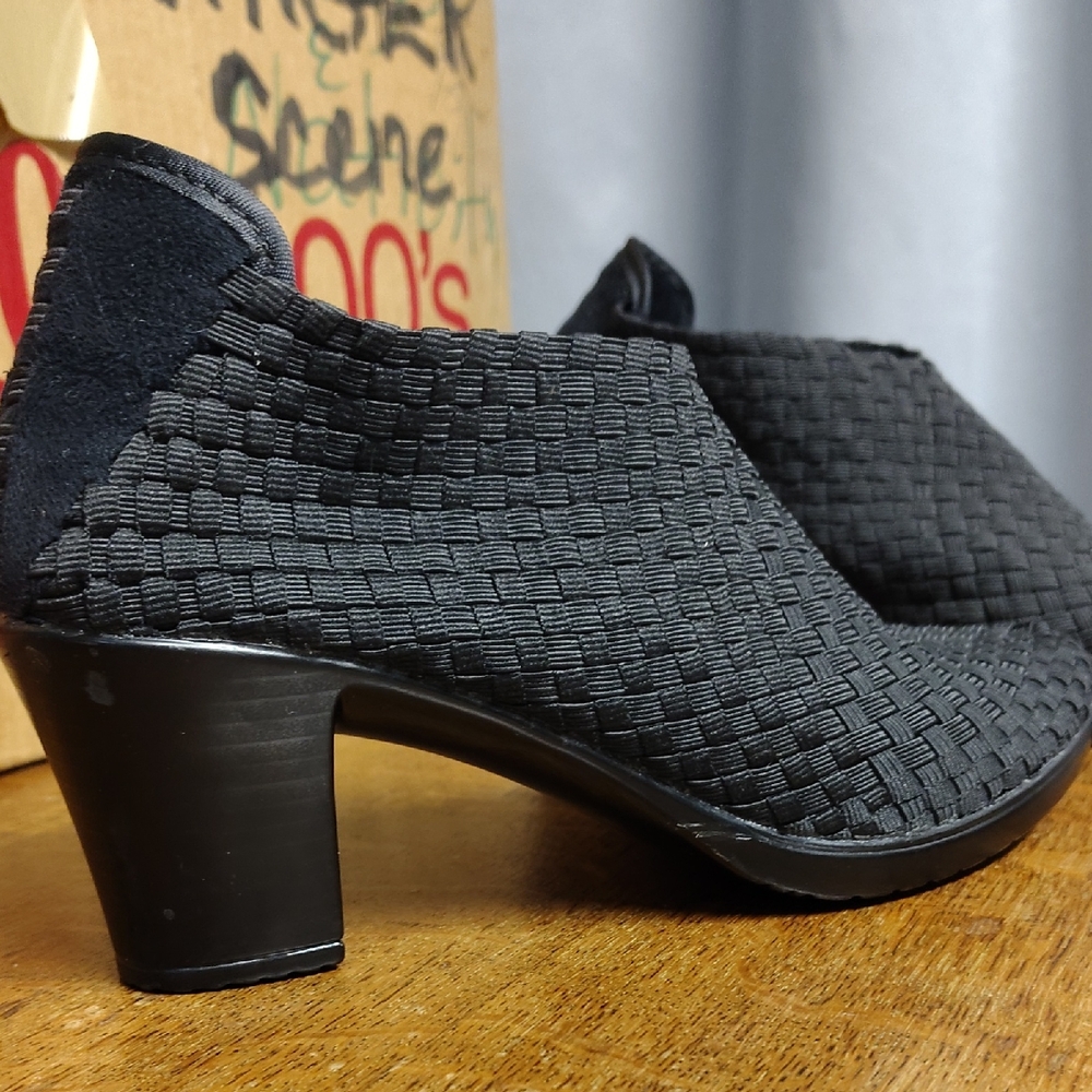 Elegant Black Woven Heeled Boots